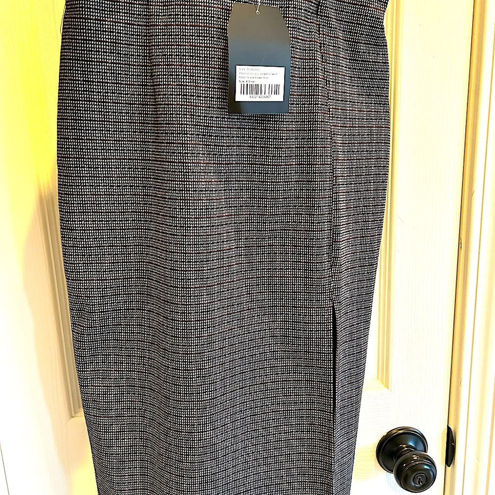 NWT Oakie & Lola Pencil Skirt